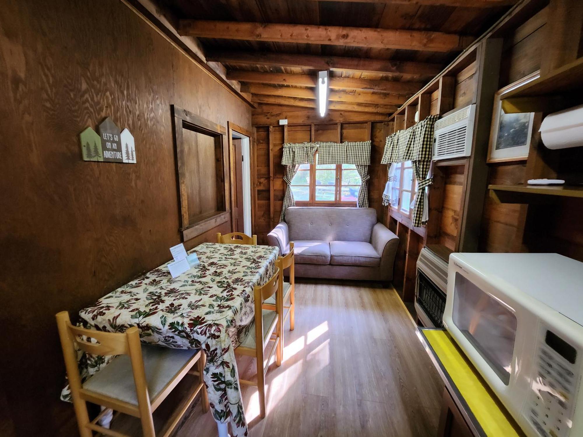 Moreno'S Adirondack Cabins Саранак-Лейк Экстерьер фото